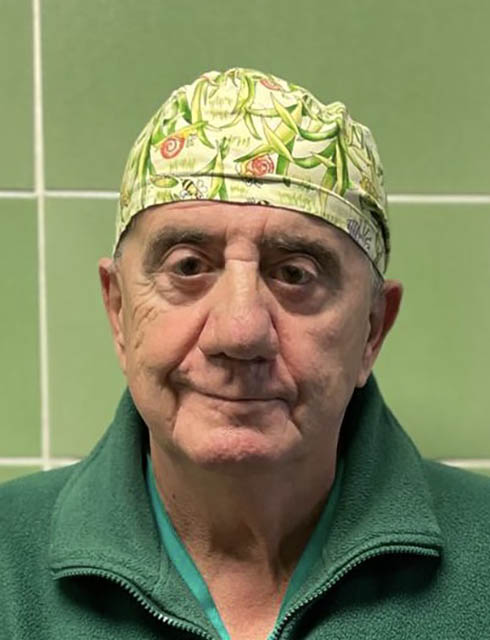 Dr. Valentín